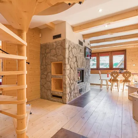 Na Szczytach Apartman